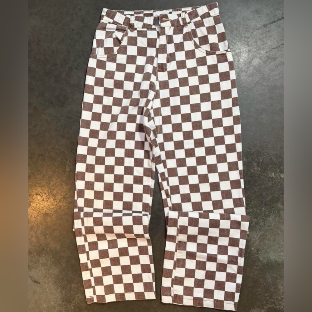 Checkered Brown and White Women's Cropped Pants